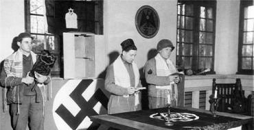 Екскурзия в историята: защо Хитлер не харесва евреите и е извършил геноцид