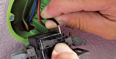 Розетка с выключателем в одном корпусе: как подключить розетку с выключателем